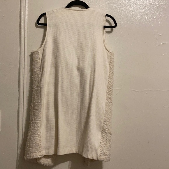 Fuzzy Vest - Picture 4 of 4